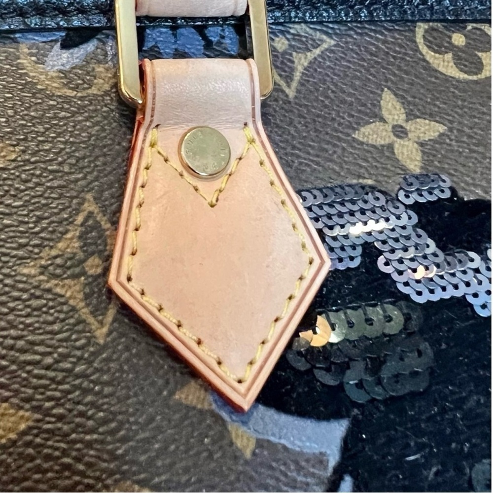 Louis Vuitton Monogram Fleur De Jais Sequin Speedy 30 Bag It is a stunning bag! - Picture 7 of 16